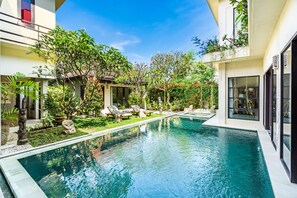 Outdoor pool, sun loungers