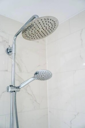 Haartrockner, Handtücher