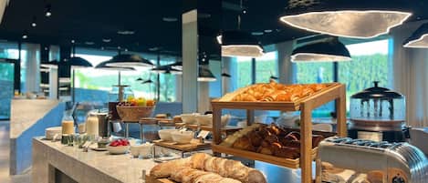 Dagelijks ontbijtbuffet (toeslag)