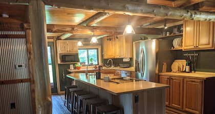 Private 3 BR 1.5 BA log cabin on 34 acres, driveway is 150' from ATV trail