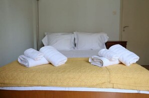 2 室のベッドルーム、WiFi