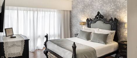 8 bedrooms, Internet