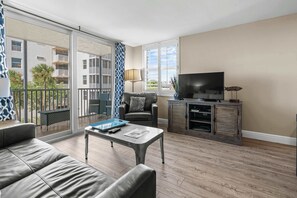 Téléviseur, bureau