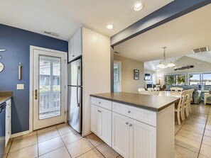 Interior - 35 Lands End ~ Private Deck Overlooking Calibogue Sound (Hilton Head Island)