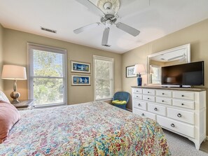 4 Schlafzimmer, Bügeleisen/Bügelbrett, kostenloses Internet, Bettwäsche