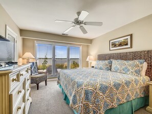 4 habitaciones, tabla de planchar con plancha y internet gratis 