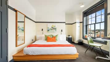Standard Room, 1 King Bed (Self Check-in with Virtual Front Desk) | 1 bedroom, individually decorated, individually furnished