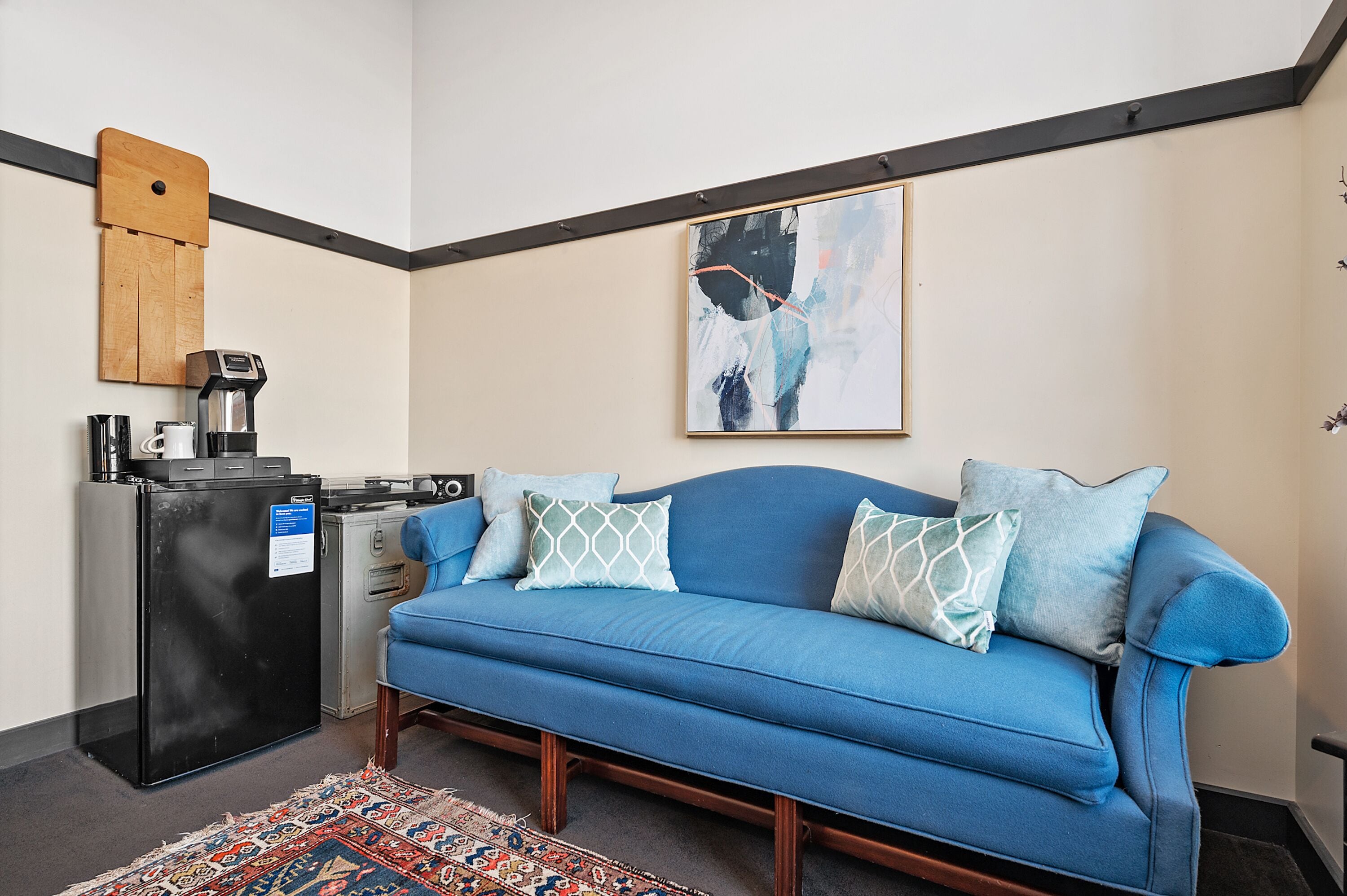Deluxe Room, 1 King Bed (Self Check-in with Virtual Front Desk) | Laptop workspace, iron/ironing board, travel crib, WiFi (free)