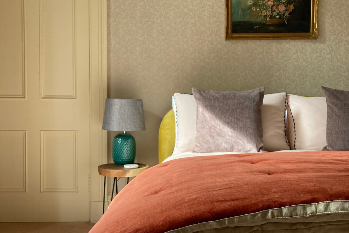 Standaard tweepersoonskamer, 1 kingsize bed | 1 slaapkamer, luxe beddengoed, beddengoed