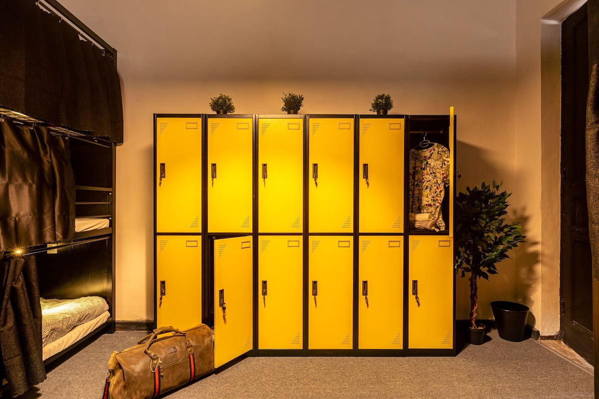 Economy Room, Women only | 1 bedroom, iron/ironing board, free WiFi, bed sheets