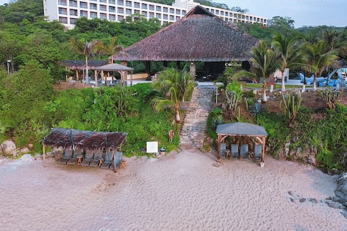 Privatstrand, Strandtücher, Massagen am Strand, Schnorcheln
