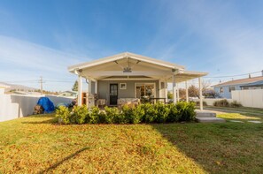 Exterior - Reel 'n' Relax on Mackenzie Drive, Twizel (Twizel)