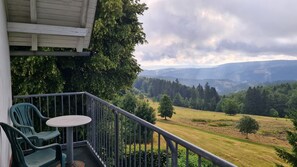 Classic-Doppelzimmer, eigenes Bad | Blick vom Balkon