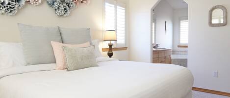 3 chambres, fer et planche à repasser, lit parapluie, Wi-Fi gratuit