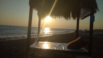 Cottage, Multiple Beds | Property grounds