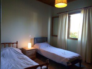 Cottage, Multiple Beds