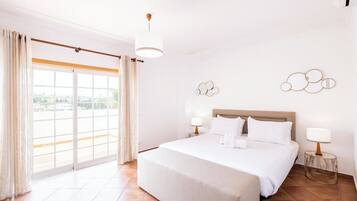 2 bedrooms, in-room safe, iron/ironing board, travel cot