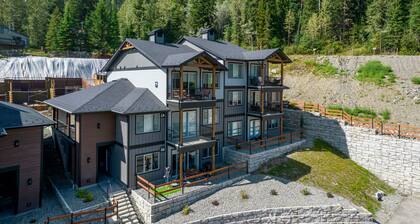 The Crowe's Nest @ Peaks West