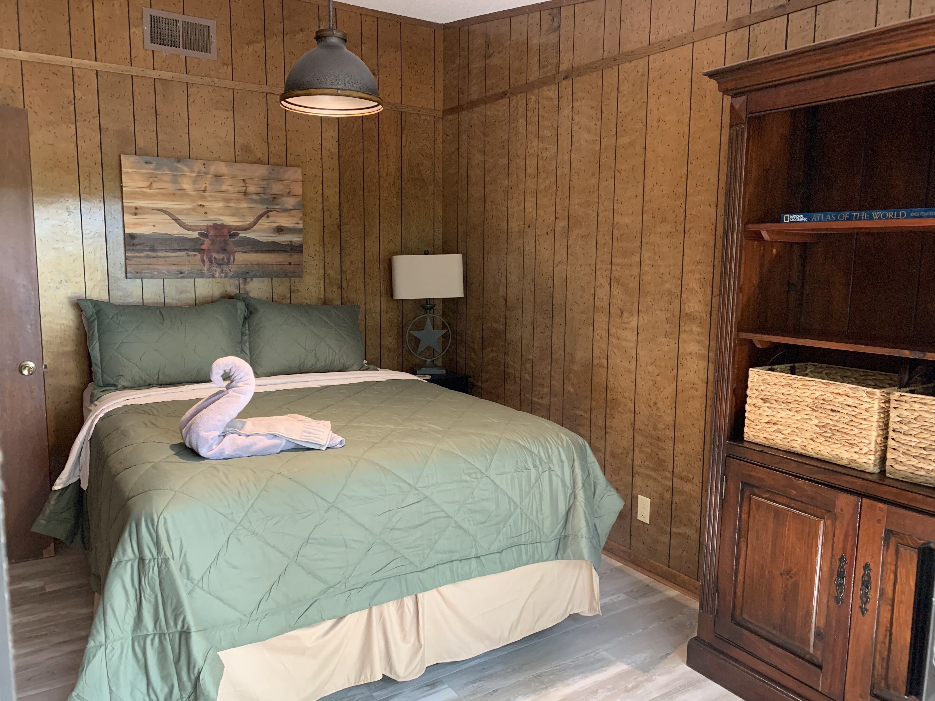 3 habitaciones, wifi gratis y ropa de cama 