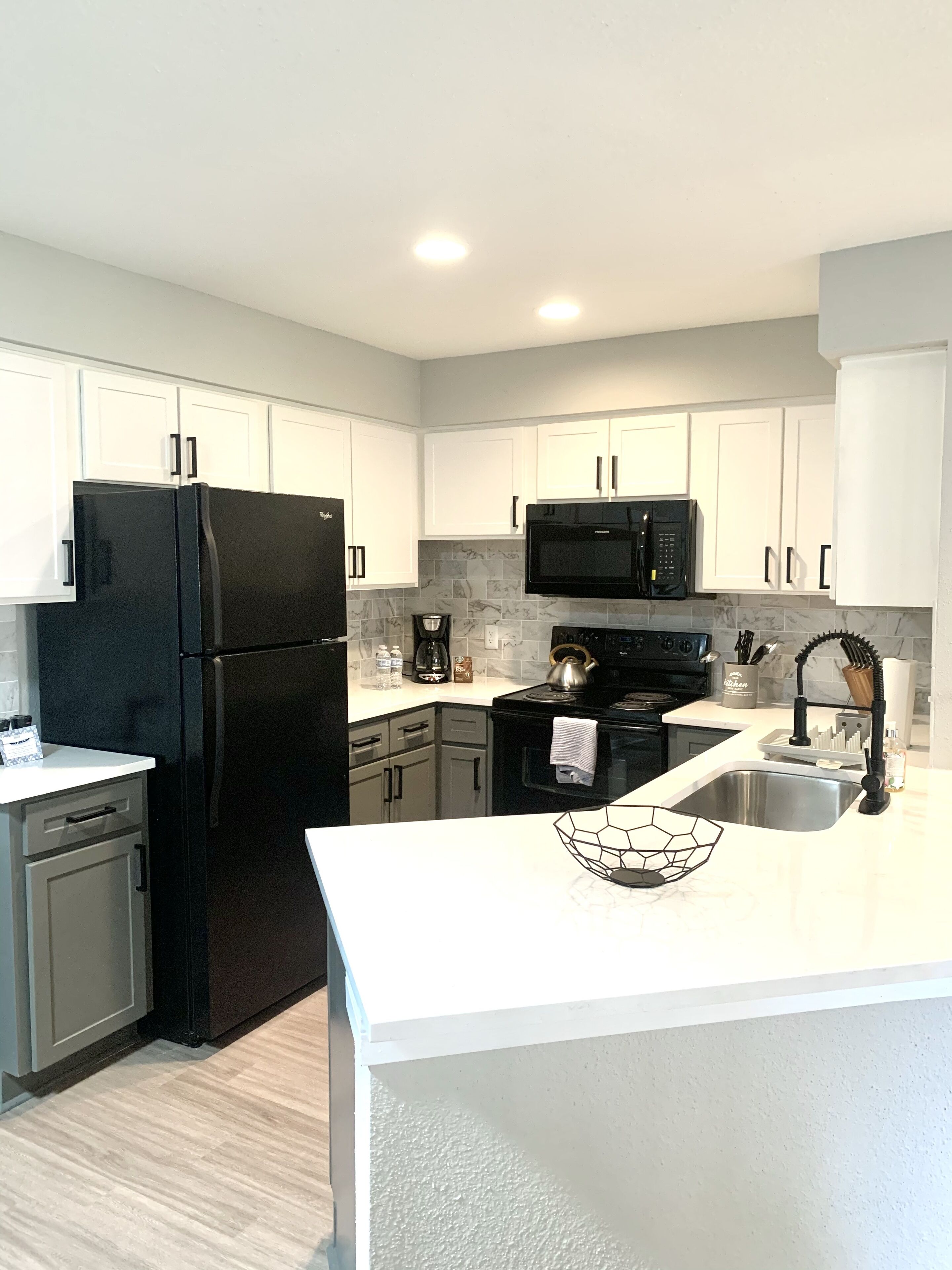 雪櫃、微波爐、焗爐、爐 具