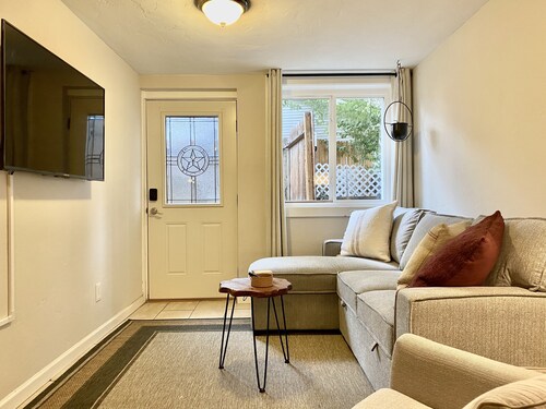 Located Near Garden of the Gods - The Keystone Cottage