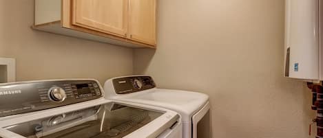 Maison, plusieurs lits, bain à remous, vue montagne (Paloma Place) | Intérieur