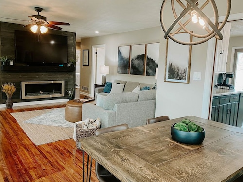 Midtown Cottage- Self Check-In & Centrally Located in Owensboro