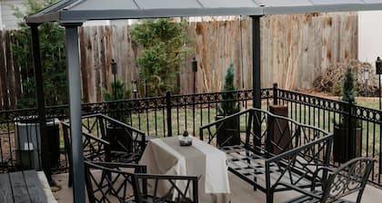 Midtown Cottage- Self Check-In & Centrally Located in Owensboro