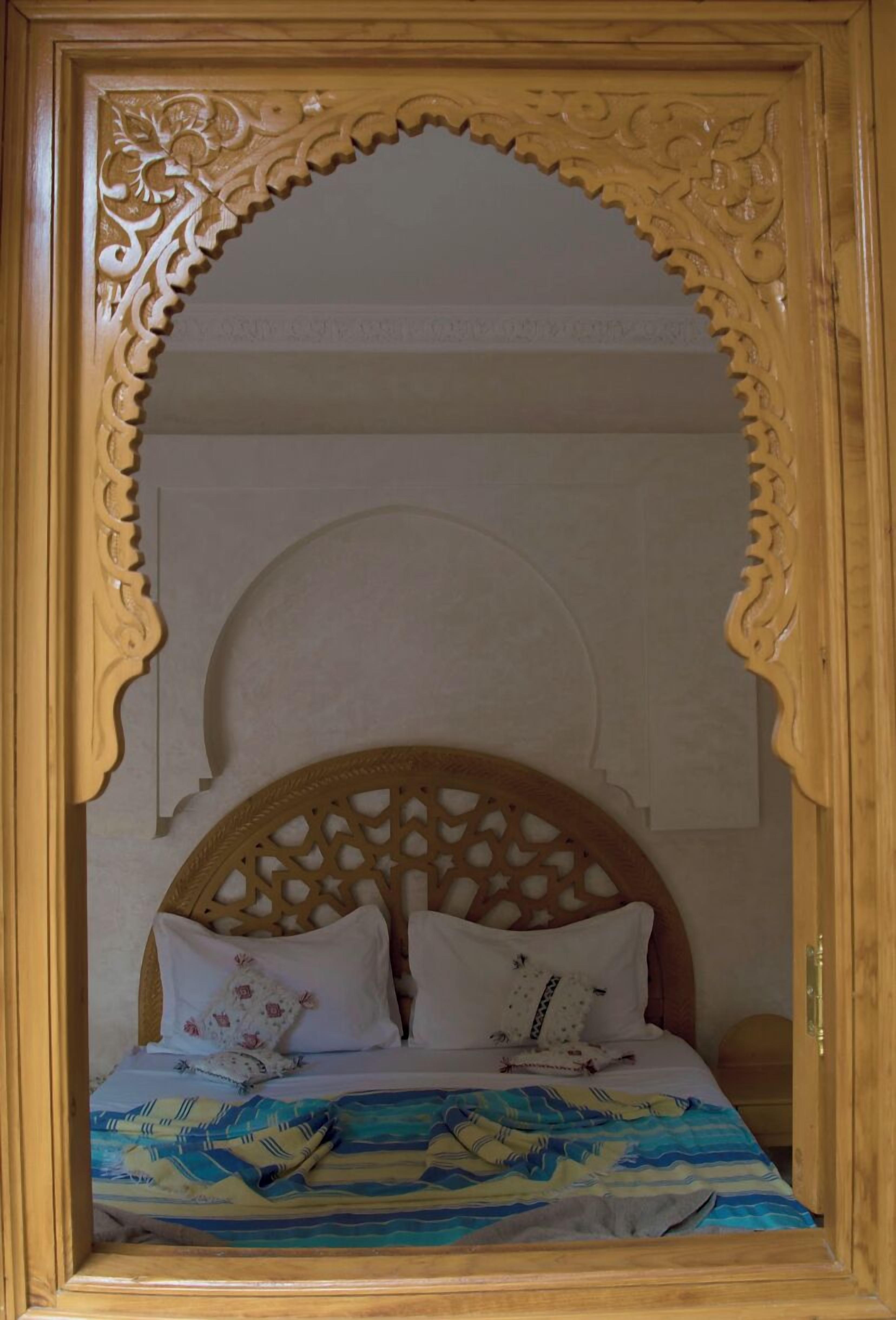 6 bedrooms, in-room safe, free WiFi, bed sheets