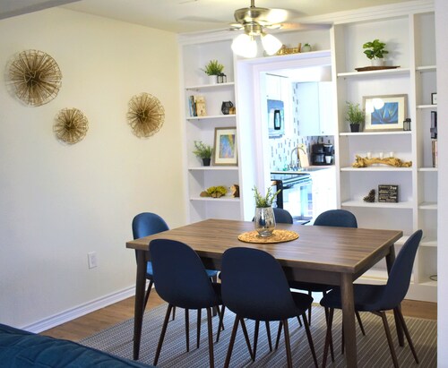 Feel at Home at this central and spacious 1 bedroom condo