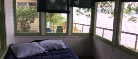 2 chambres, bureau, fer et planche à repasser, Wi-Fi gratuit