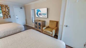 Iron/ironing board, WiFi, bed sheets