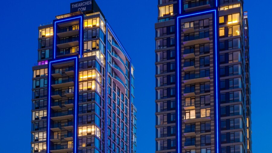 Global Luxury Suites at The Arches