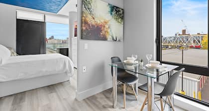 Global Luxury Suites at The Arches