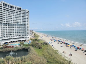 On the beach - Sea Watch 606 Oceanfront Indoor/Outdoor pool/Beach (Myrtle Beach)