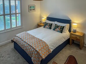 2 quartos, Wi-Fi de cortesia, roupa de cama