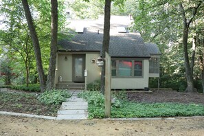 Exterior - Quiet & Peaceful (Galena)