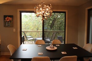 Dining - Quiet & Peaceful (Galena)