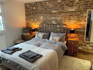 2 chambres, Wi-Fi gratuit, draps fournis