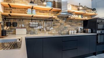 Dishwasher, highchair