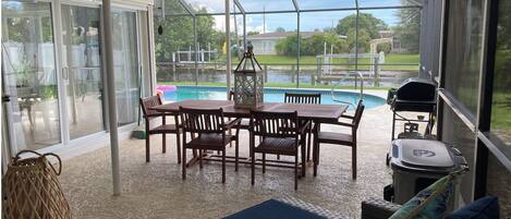 Piscine extérieure, piscine chauffée