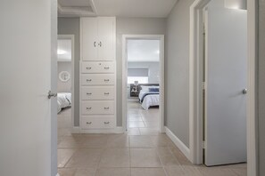 2 chambres, fer et planche Ă repasser, Wi-Fi gratuit, draps fournis