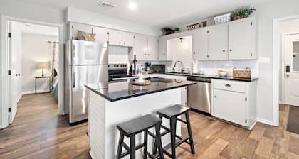 Charming Beach House Steps from Sylvan Beach