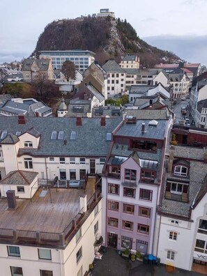 Exterior - Sunny penthouse right in the center of Ålesund (Møre og Romsdal)
