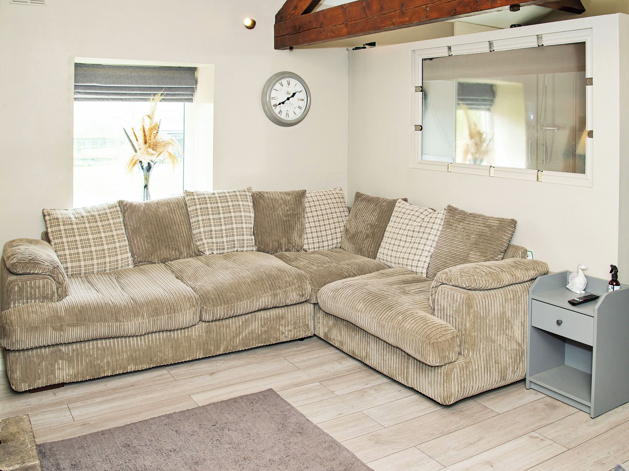 Fireplace, Netflix, streaming services