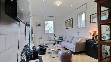 Télévision, livres, chaßne hi-fi