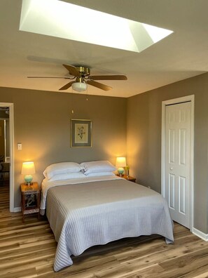 4 quartos, ferros/tábuas de passar roupa, Wi-Fi, roupa de cama