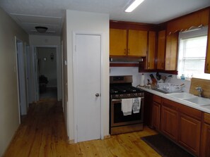 Fridge, microwave, oven, stovetop - Home Sweet Home (Daleville)