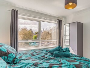 3 chambres, Wi-Fi gratuit, draps fournis