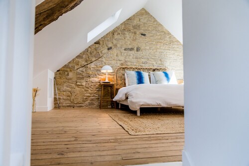 Mer nature, triplex spacieux de charme à 20 mètres de la mer & 10km Omaha Beach.